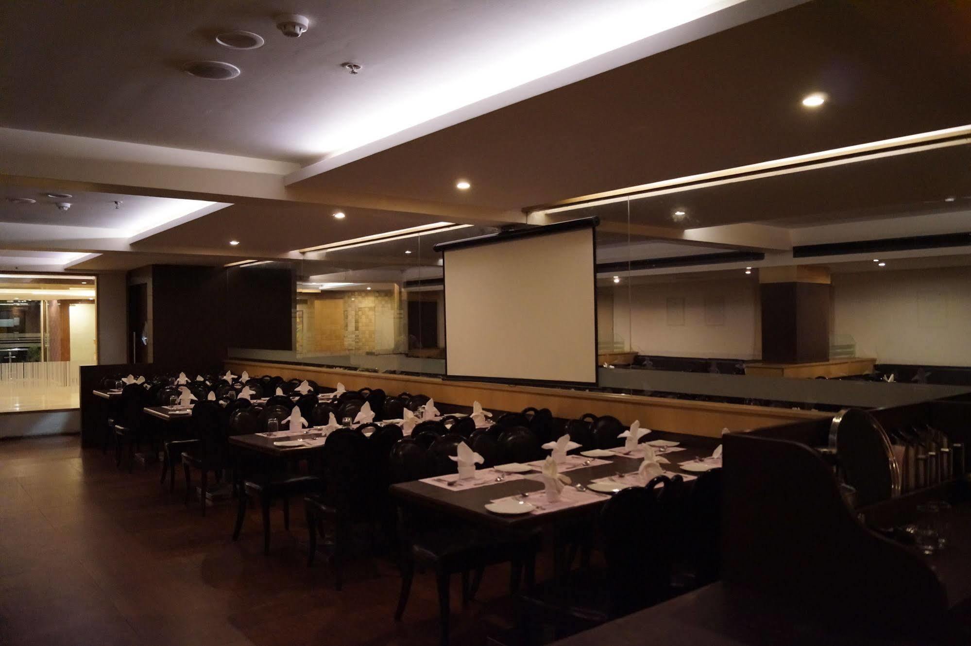 温莎公园酒店 维沙卡帕特南 外观 照片
